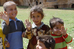 Mardin Dara Çocukları